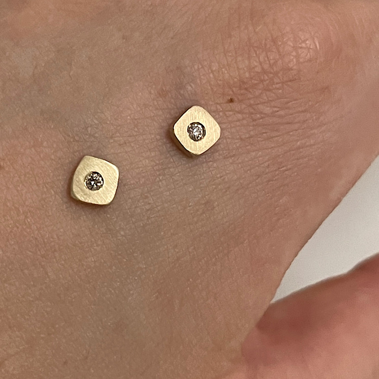 [14k] natural square shaped chip piercing  (+cognac dia) (matt texture) - 한쌍